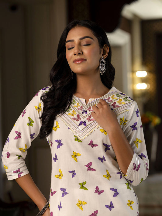 Quirky Printed Notch Neck Gotta Patti Cotton Straight Kurta