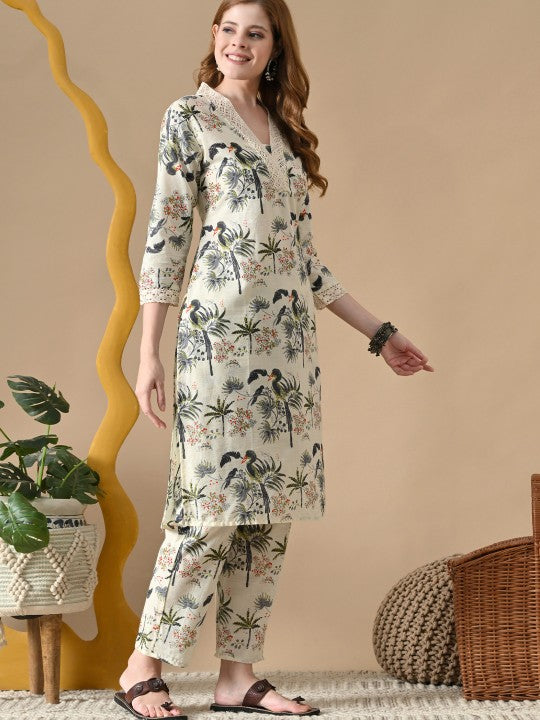 BKApparels Women's Elegant Green Floral Pure Cotton Kurta & Pyjama Set - Comfortable & Stylish