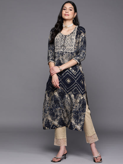 Women Printed Thread Work Kurta
