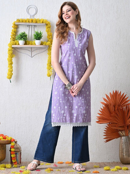 Women Floral Printed Thread Work Straight Kurta