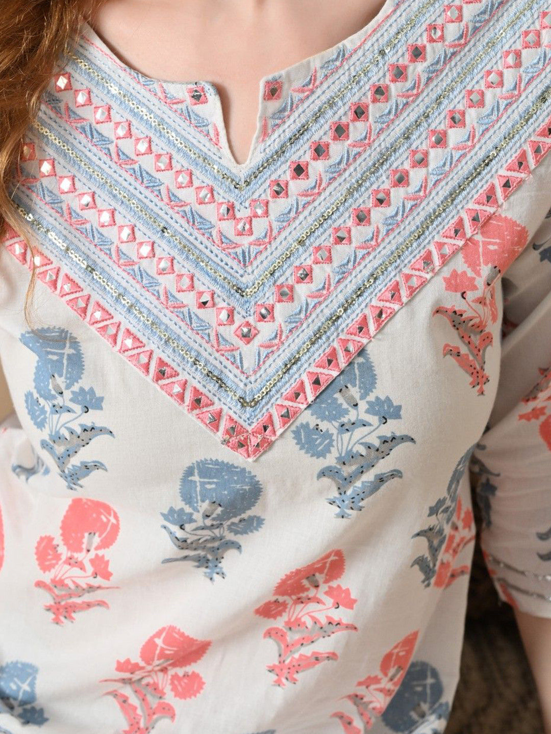 Women Floral Printed Daily Cotton Straight Kurta