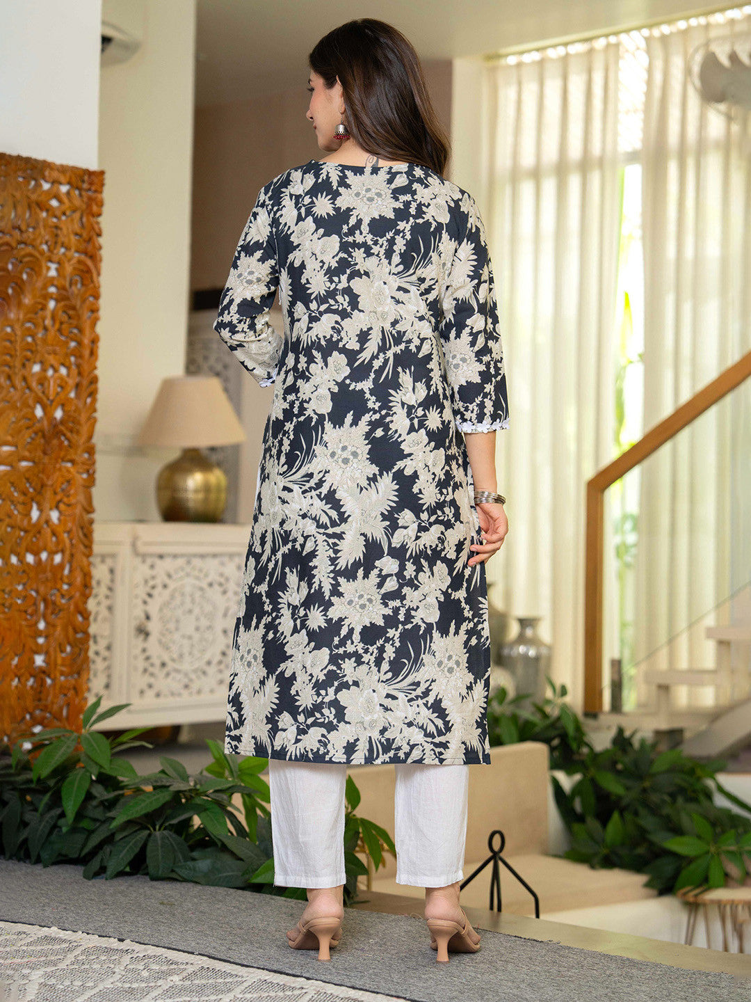 Floral Printed Notch Neck Straight Cotton Kurta