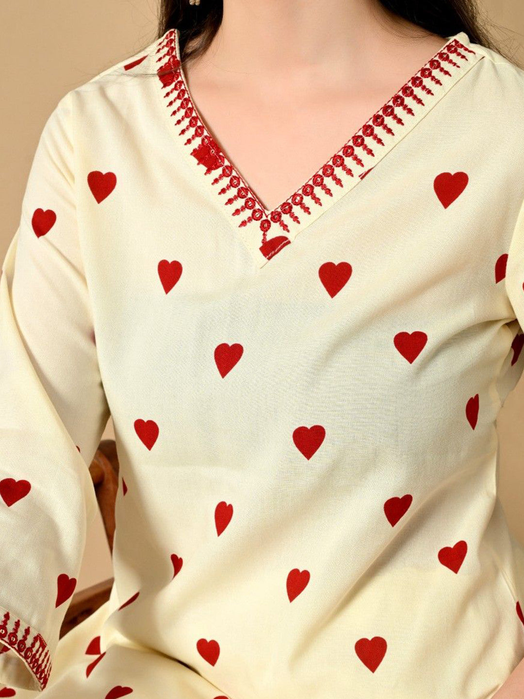 Women Printed Regular Mirror Work Straight Kurta