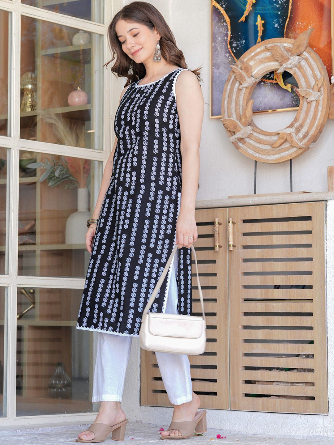 Women Striped Flared Sleeves Mirror Work Kurta