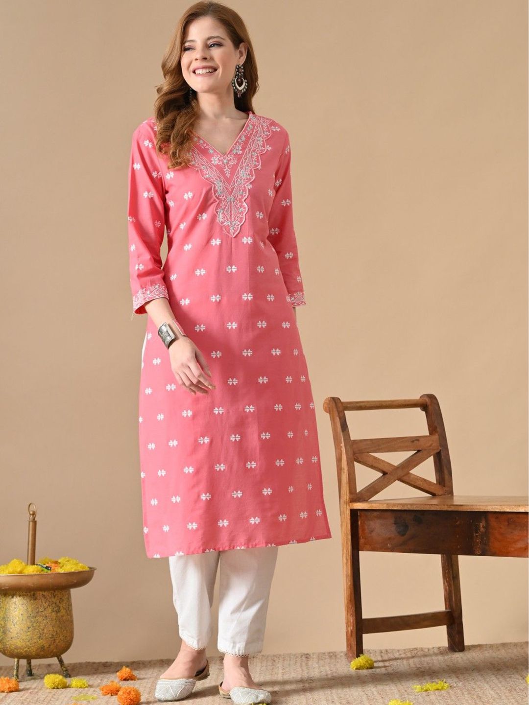 Floral Embroidered V-Neck Straight Cotton Kurta