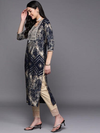 Women Printed Thread Work Kurta