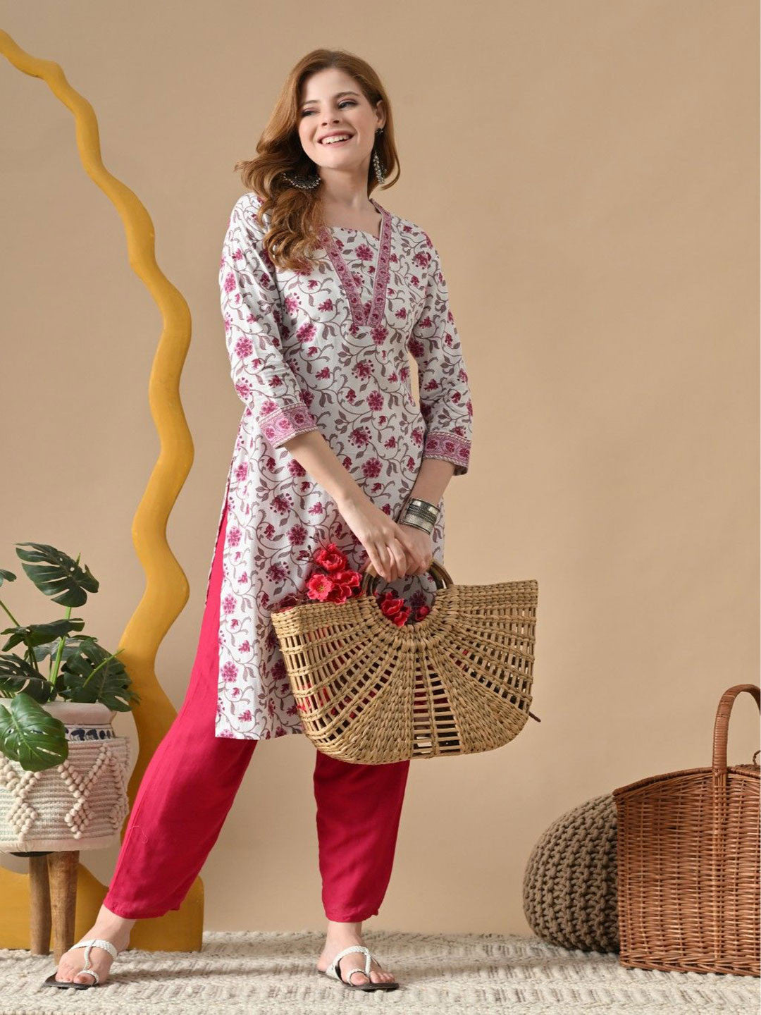 Floral Printed V-Neck Cotton Straight Kurta