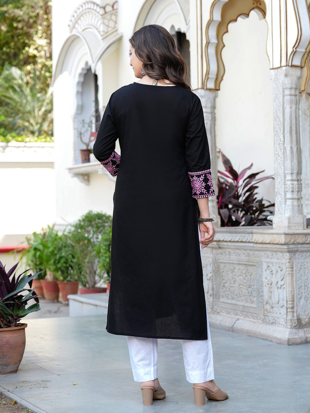 Women Embroidered Sequinned Kurta