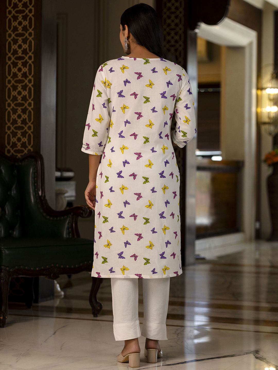 Quirky Printed Notch Neck Gotta Patti Cotton Straight Kurta