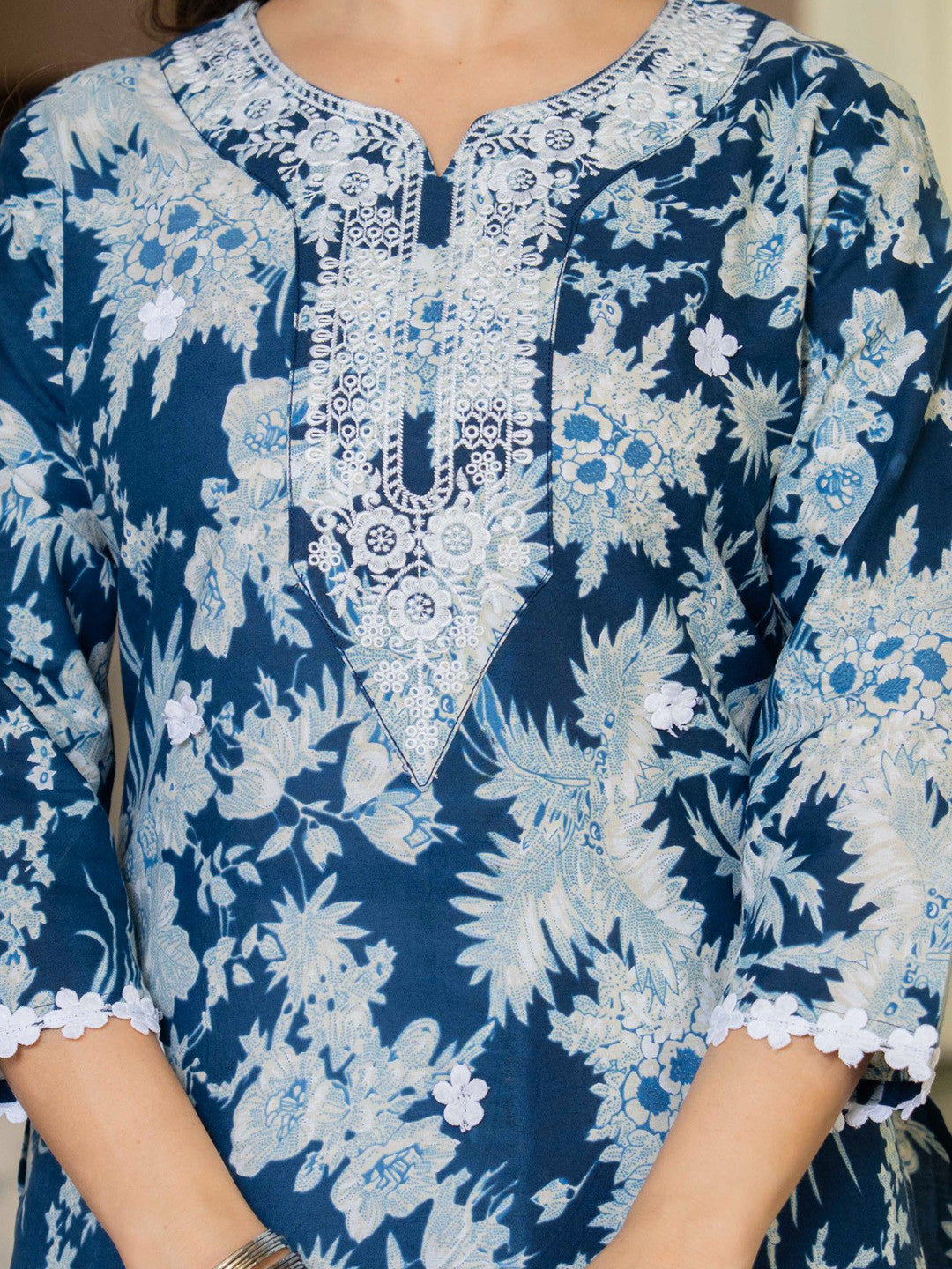 Women Floral Printed Festive Cotton Straight Kurta