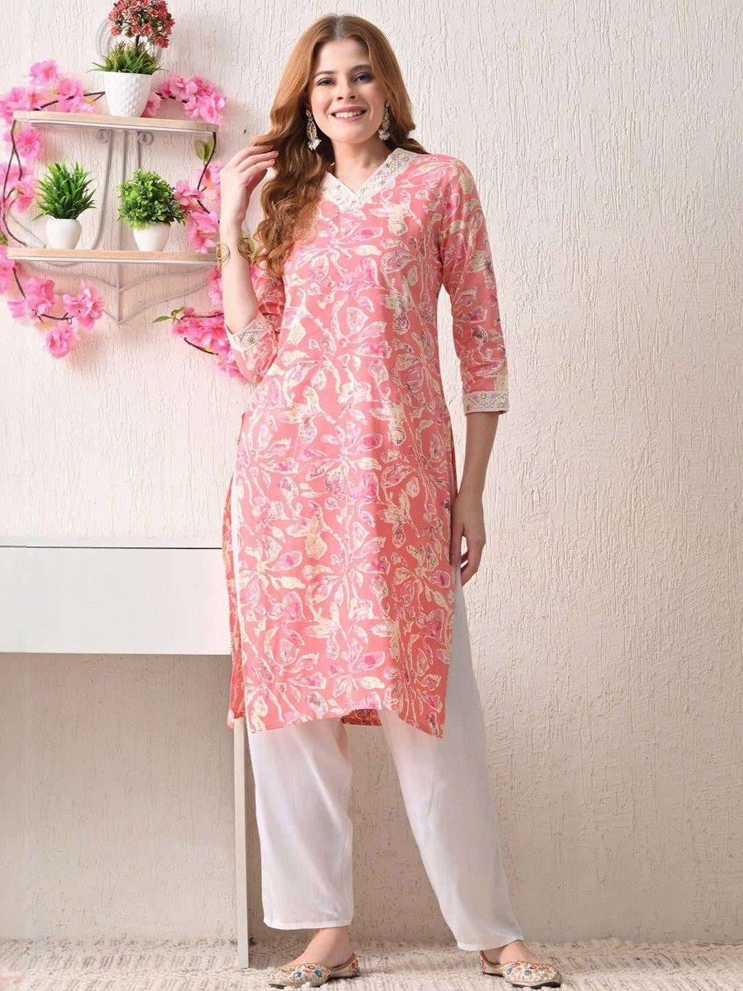 Floral Printed Sweetheart Neck Cotton Straight Kurta