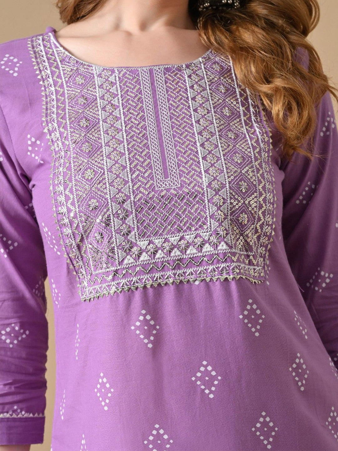 Geometric Embroidered Straight Cotton Kurta
