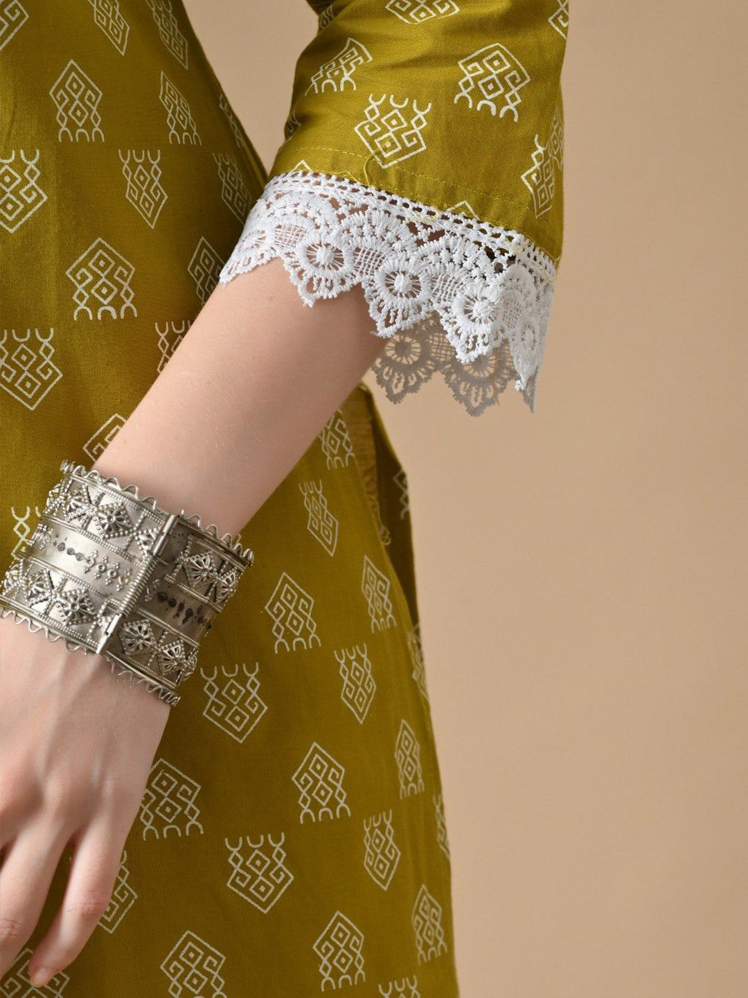 Women Cotton Ethnic Motifs Printed Lace Kurta