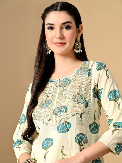 Embroidered Round Neck Sequins Cotton Straight Kurta