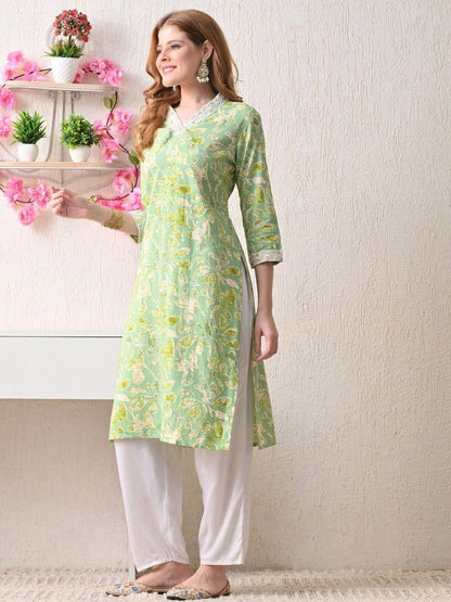 Women Floral Embroidered Flared Sleeves Kurta