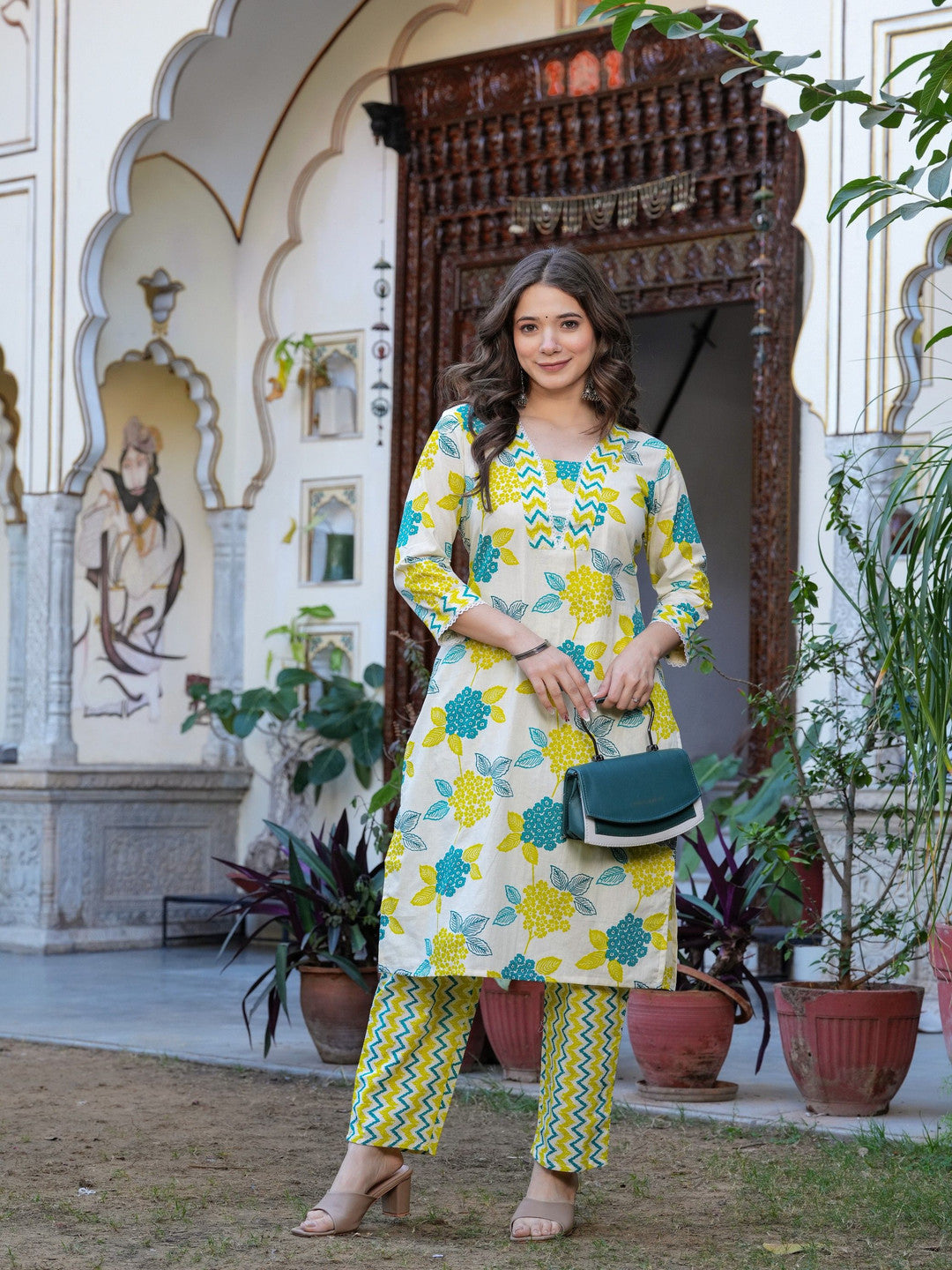 Floral Printed V-Neck Straight Pure Cotton Kurta With Trouser