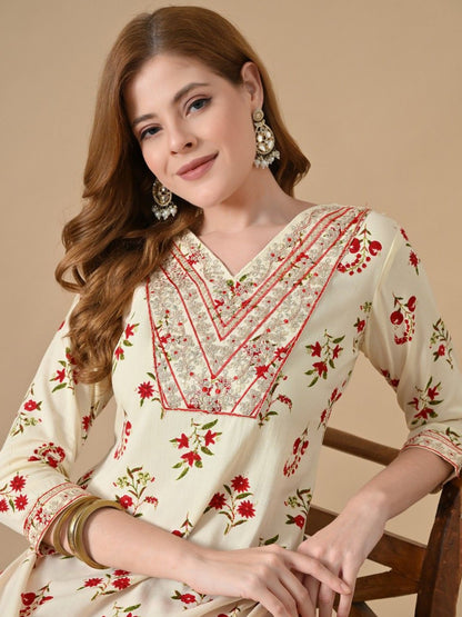 Women Floral Printed Daily Cotton Straight Kurta