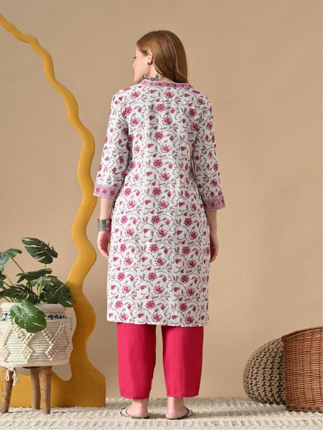 Floral Printed V-Neck Cotton Straight Kurta
