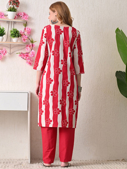 Women Floral Printed Lace Detail Pure Cotton Kurta with Trousers