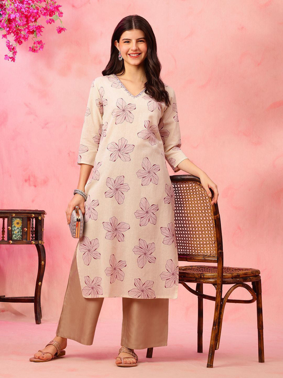 Floral Printed V-Neck Pure Cotton Straight Kurta
