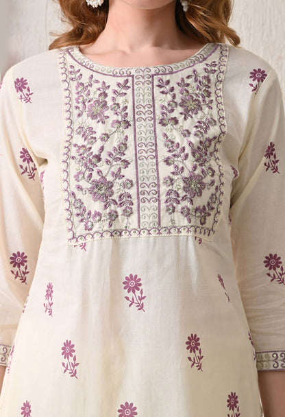 Jamuni flower print embroidered yoke kurta