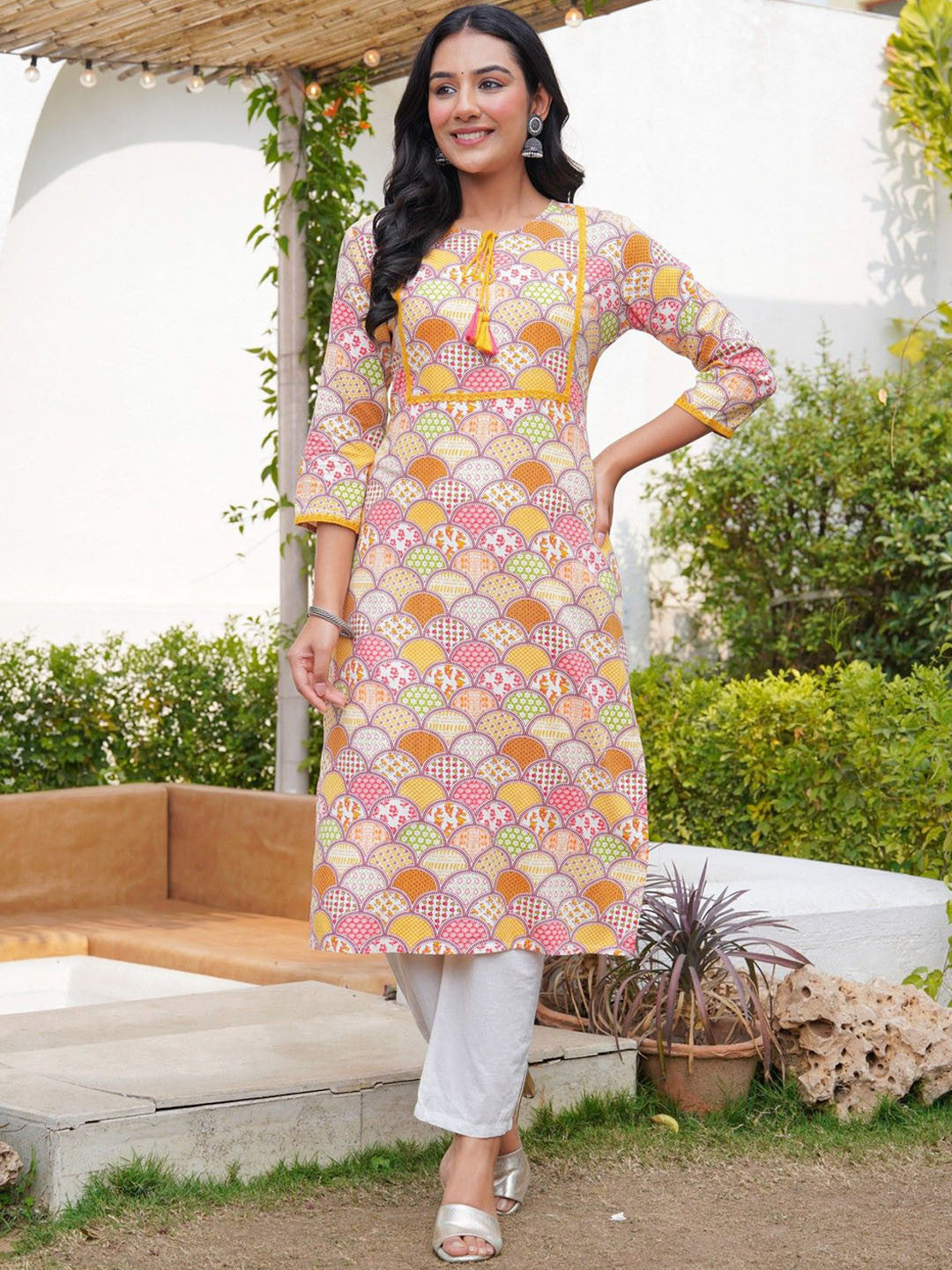 Women Floral Printed Flared Sleeves Pathani Kurta