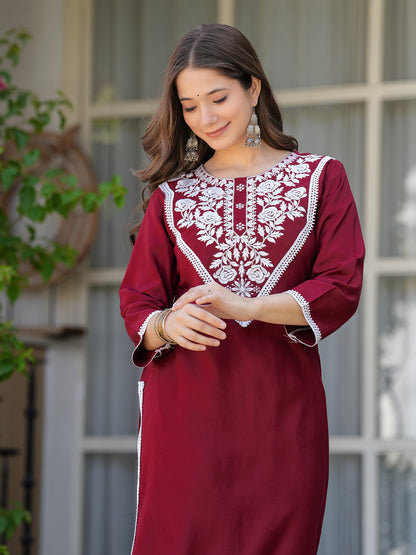 Women Floral Printed Thread Work Kurta